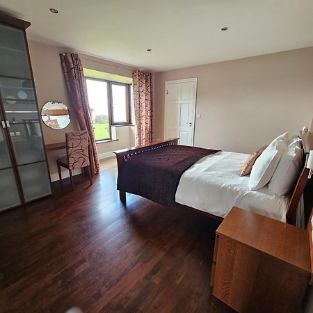 Fuchsia Lodge - New Luxury 5* Beachside Lodge With Sauna - 4 Beds Ensuite - Spectacular Location Waterville Dış mekan fotoğraf