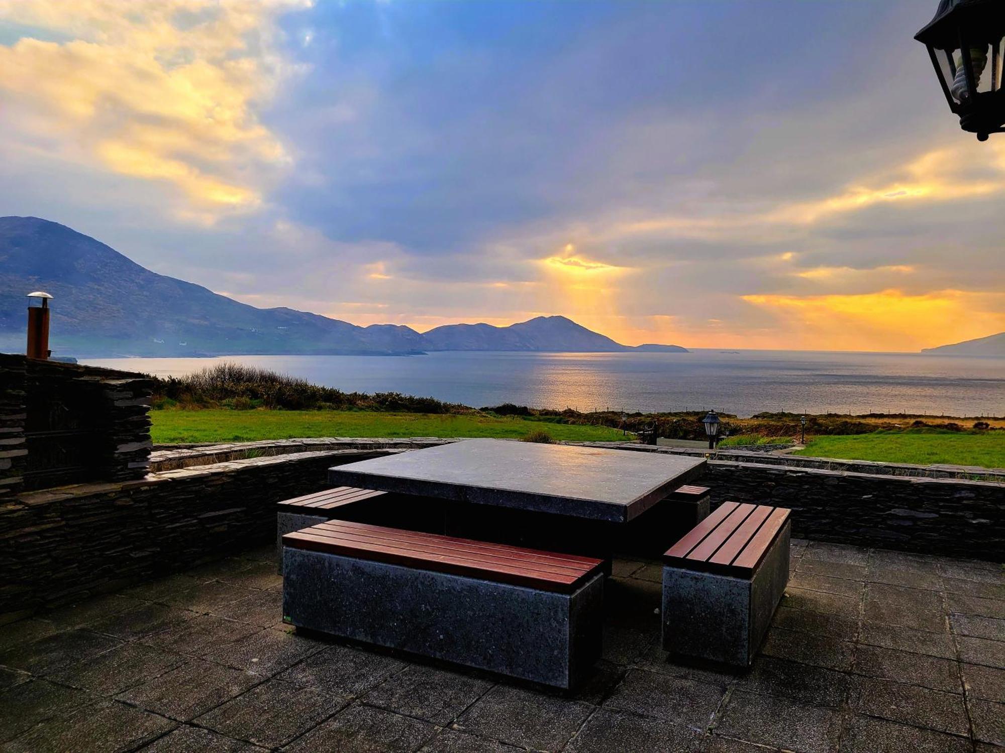 Fuchsia Lodge - New Luxury 5* Beachside Lodge With Sauna - 4 Beds Ensuite - Spectacular Location Waterville Dış mekan fotoğraf